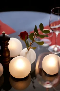 LED-Kerzenhalter Globe 8,4 x Ø 10 cm Weiß