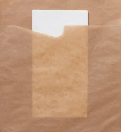 Snack Sacchetto mit weißer 2-lg. Serviette 194 x 210 mm Braun